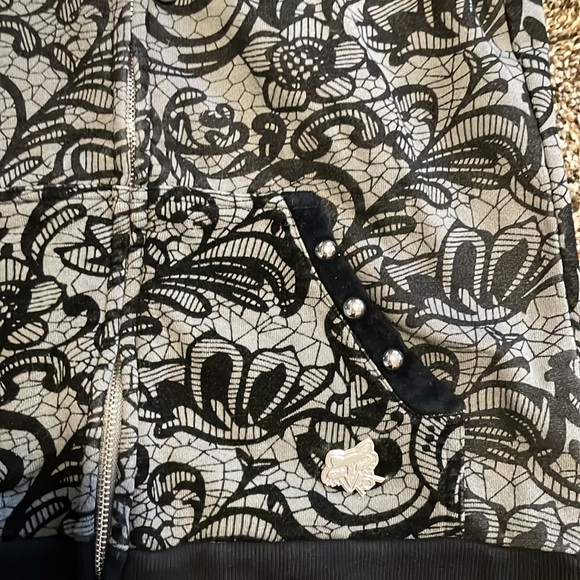 Womans jacket - Picture 3 of 5